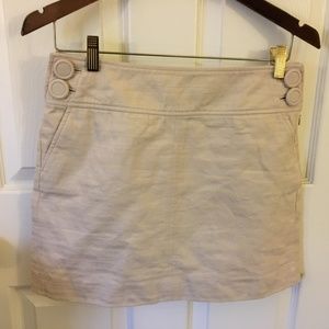 Banana Republic Skirt (Short) - Color: Tan; 4P